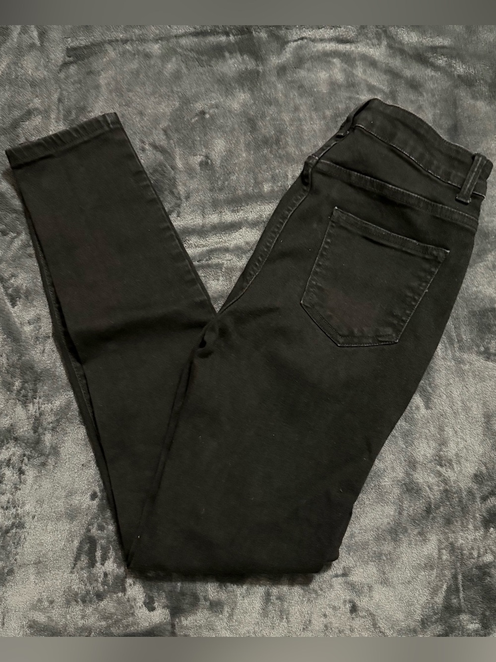 Women’s Black Distressed Skinny Jeans